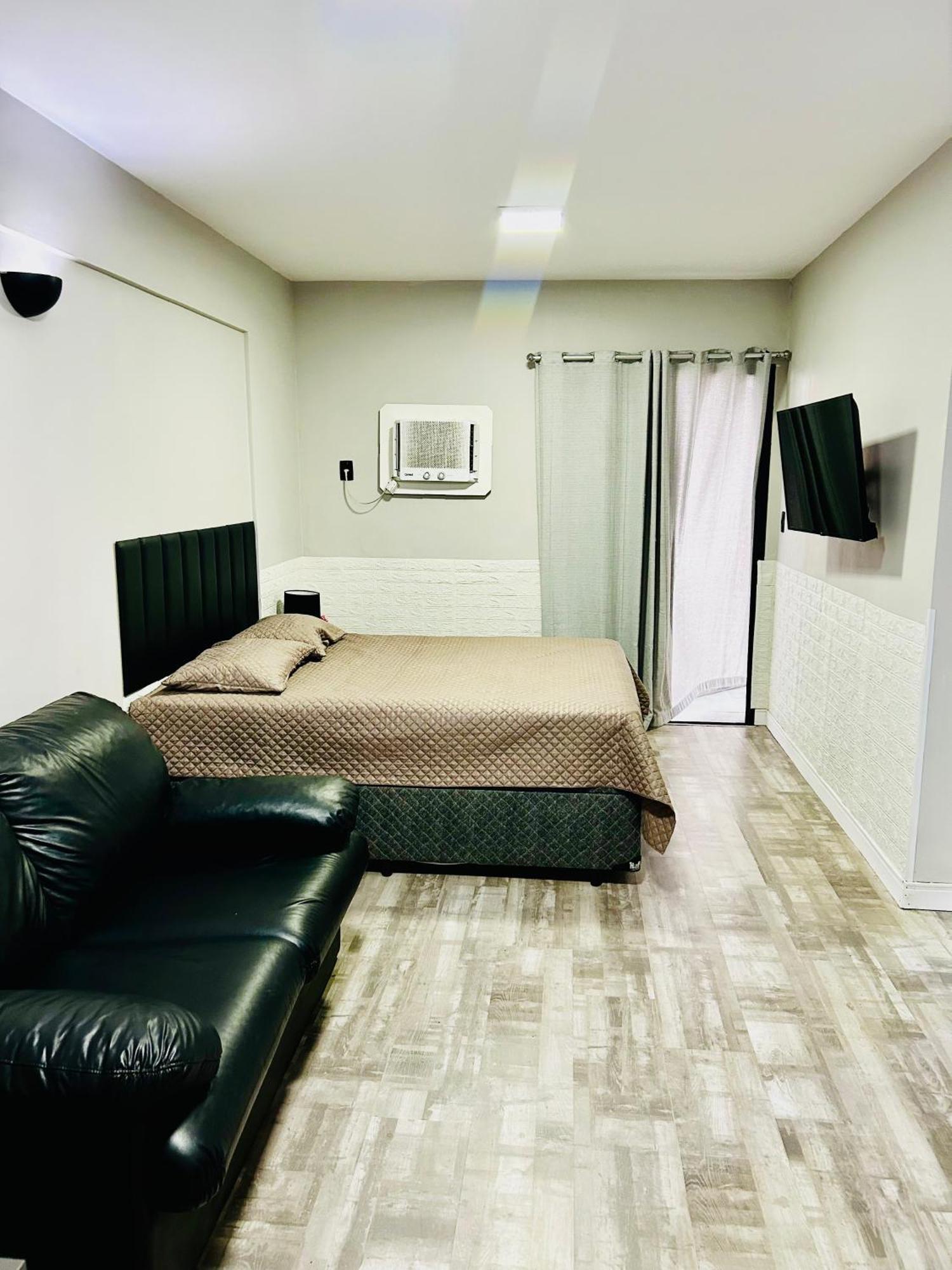 Flat -Hidromassagem Privativa E Piscina A 500 Mts Da Praia Sao Vicente  Bagian luar foto